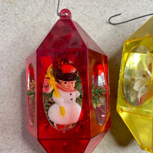 JEWELBRITE DIORIAMA VINTAGE CHRISTMAS ORNAMENTS - Picture 2 of 4